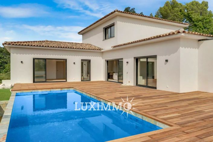 Image No.1-4 Bed House for sale