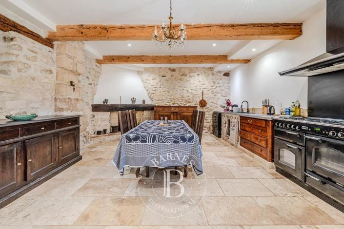 Image No.5-Maison de 8 chambres à vendre à Pernes-les-Fontaines