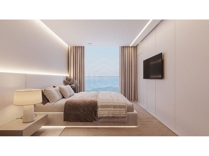 Image No.1-3 Bed House for sale