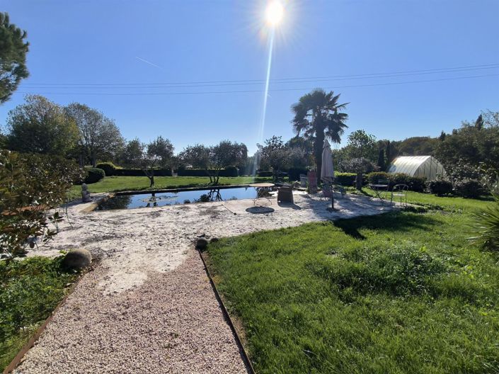 Image No.24-5 Bed House for sale