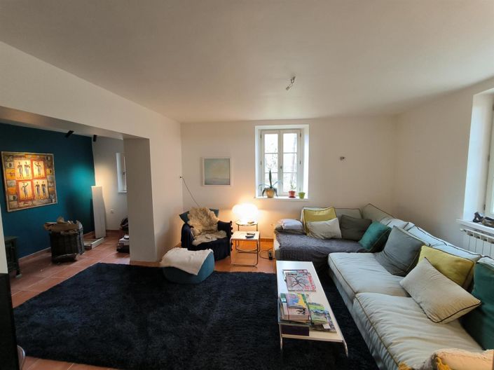 Image No.5-5 Bed House for sale