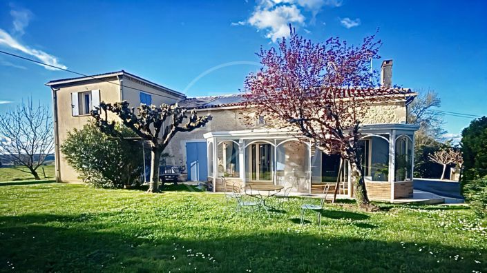 Image No.1-5 Bed House for sale