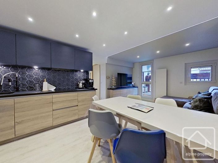Image No.1-3 Bed Apartment for sale