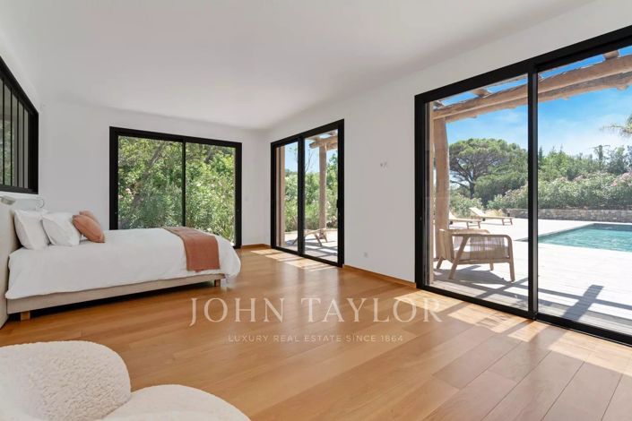 Image No.6-4 Bed House for sale