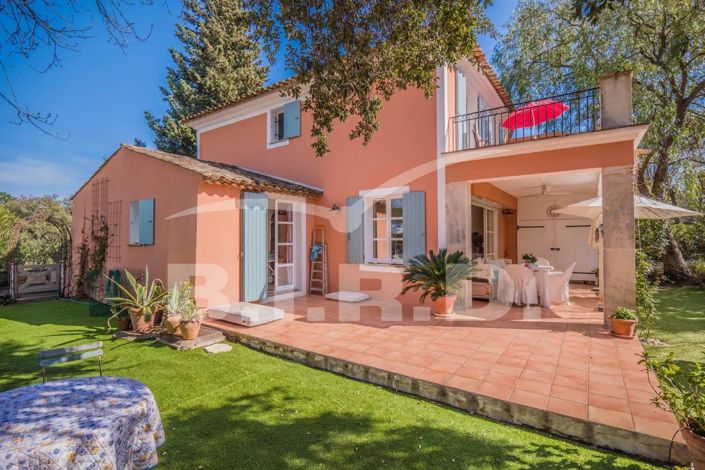 Image No.12-4 Bed House for sale