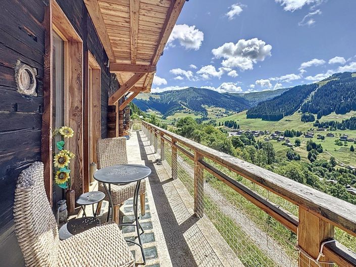 Image No.12-8 Bed House for sale