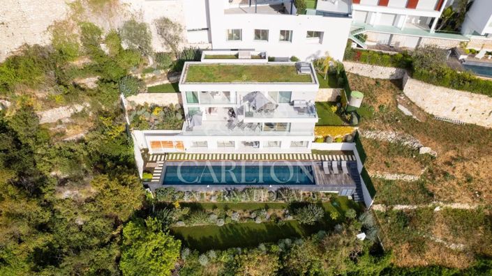 Image No.9-6 Bed House for sale