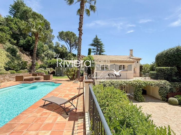 Image No.1-4 Bed House for sale