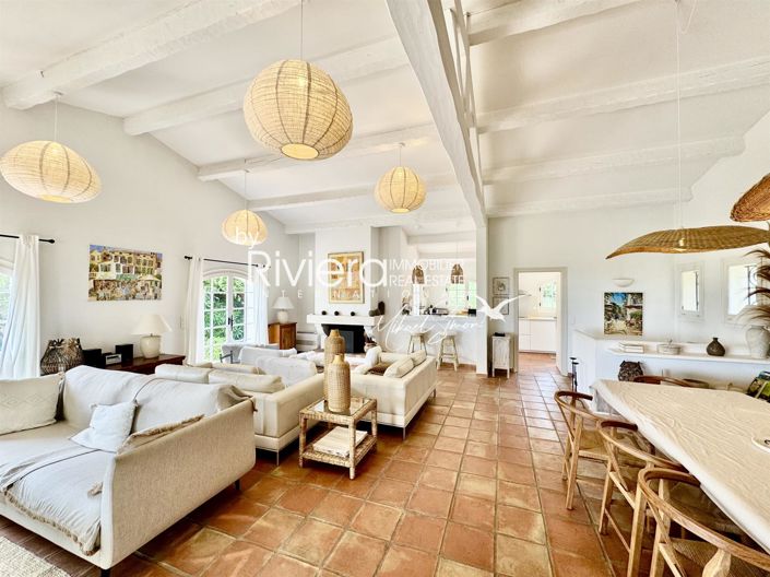 Image No.14-4 Bed House for sale