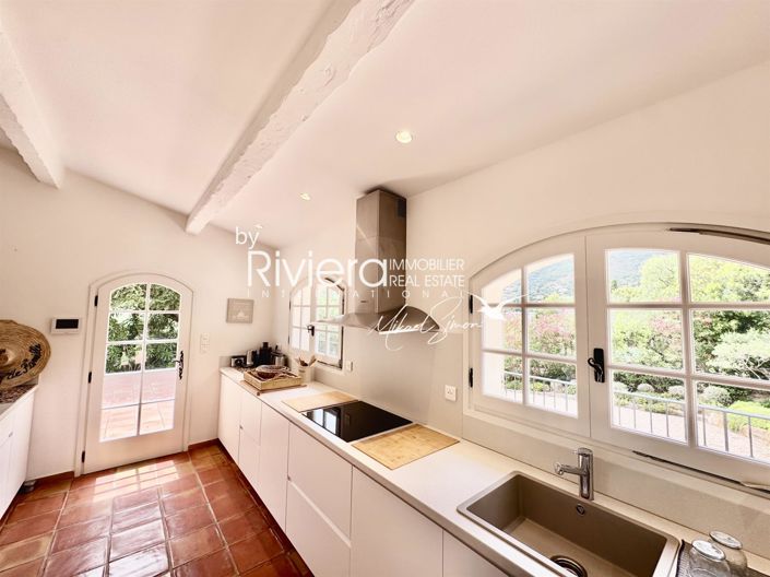 Image No.15-4 Bed House for sale