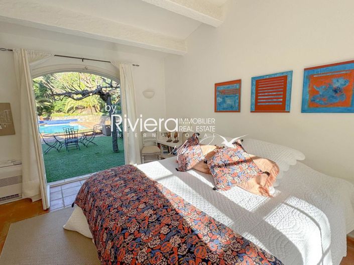 Image No.16-4 Bed House for sale