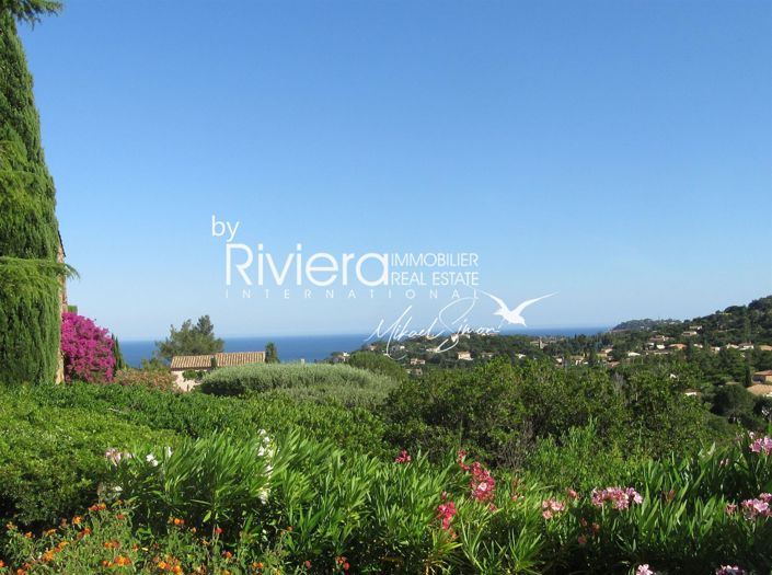 Image No.4-4 Bed House for sale