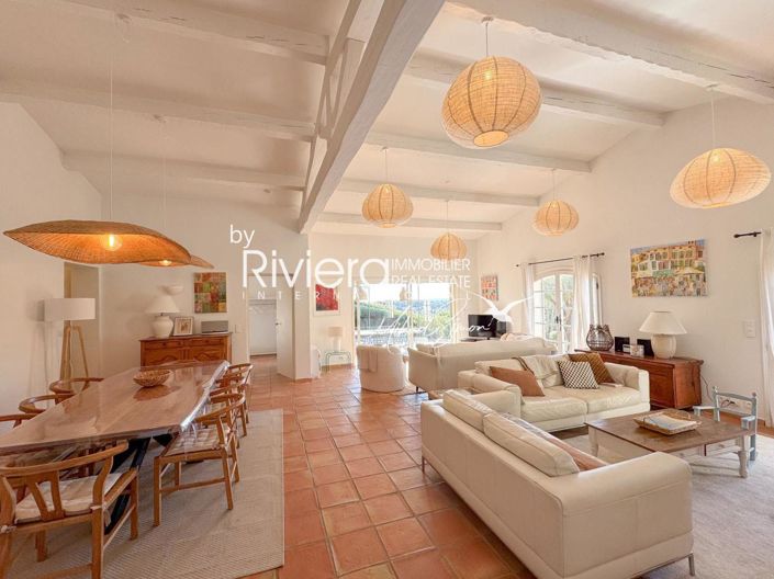 Image No.9-4 Bed House for sale