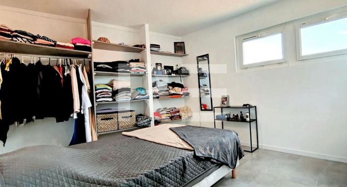 Image No.6-5 Bed Apartment for sale