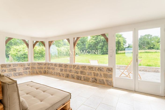 Image No.9-3 Bed Property for sale