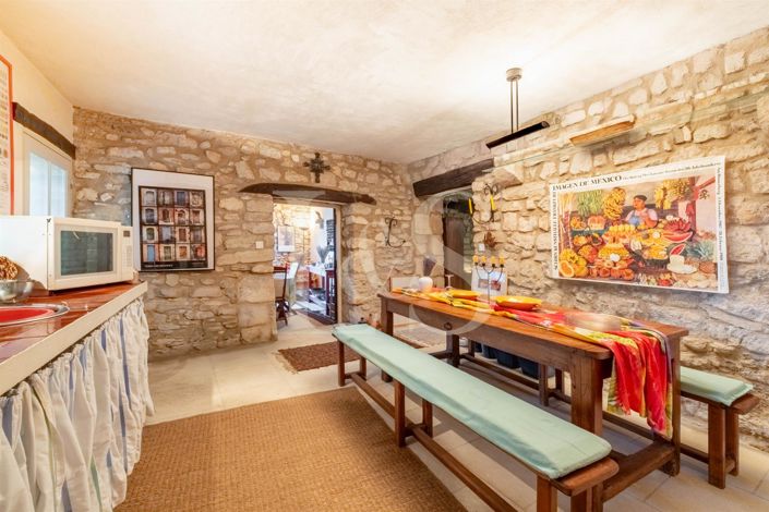 Image No.13-4 Bed House for sale