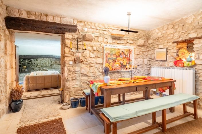 Image No.15-4 Bed House for sale