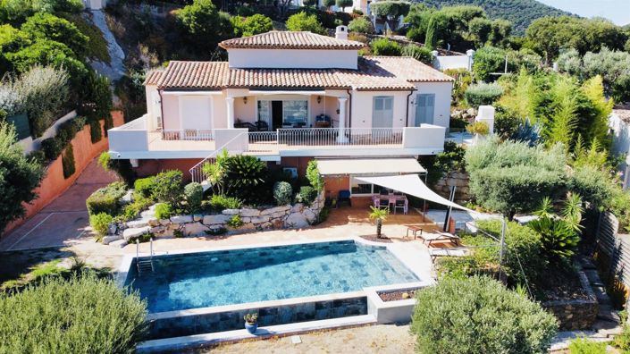 Image No.2-4 Bed House for sale