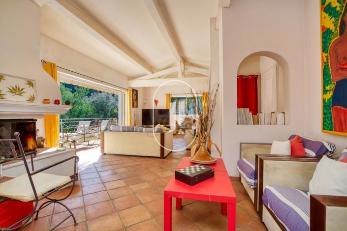 Image No.5-4 Bed House for sale