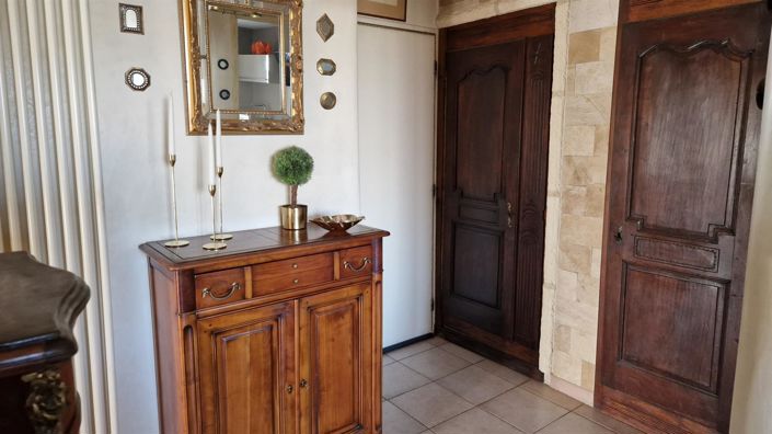 Image No.13-2 Bed House for sale