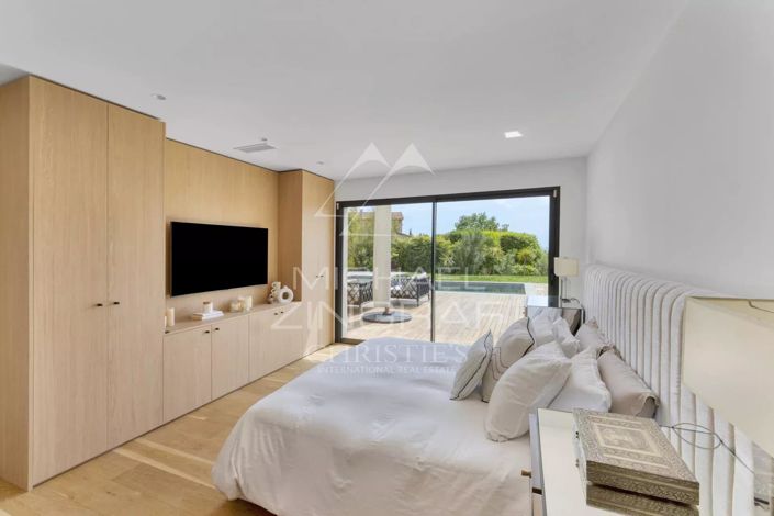 Image No.11-4 Bed House for sale