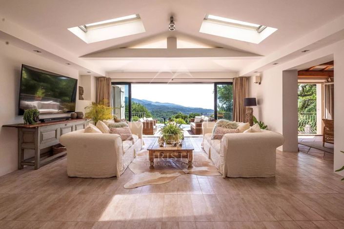 Image No.4-4 Bed House for sale