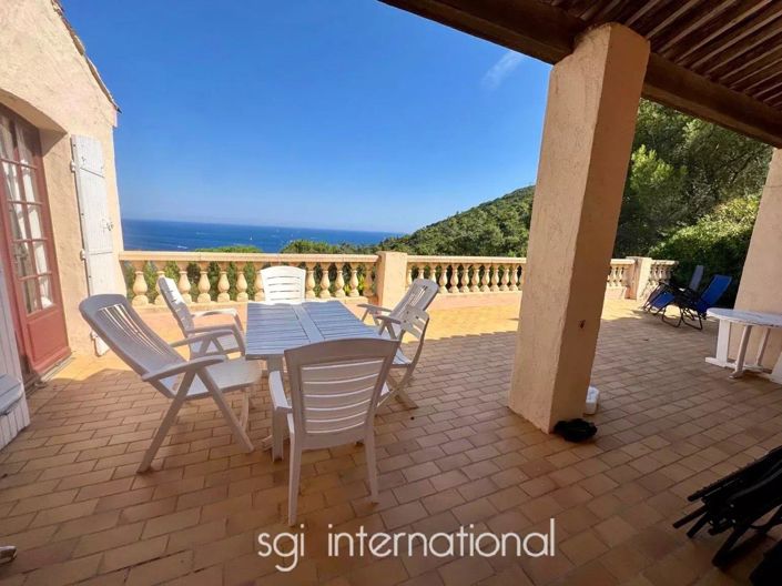 Image No.6-7 Bed House for sale