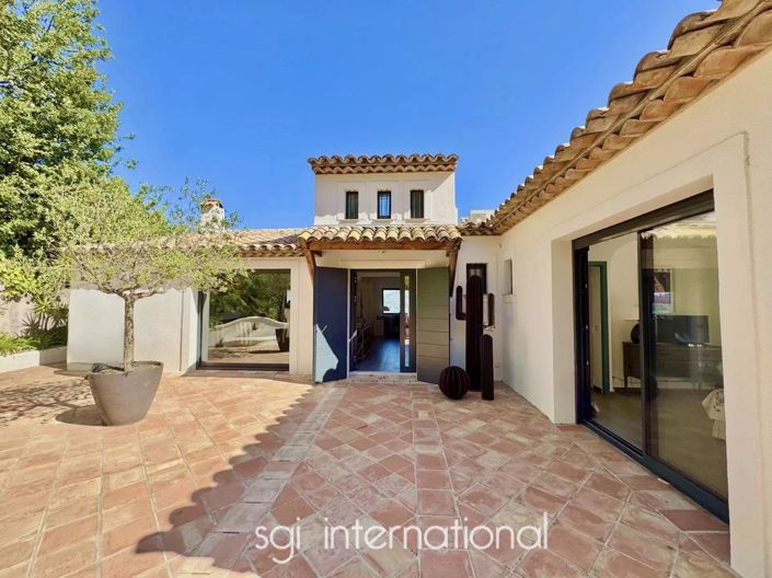 Image No.3-5 Bed House for sale