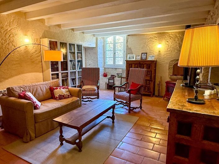 Image No.12-3 Bed House for sale