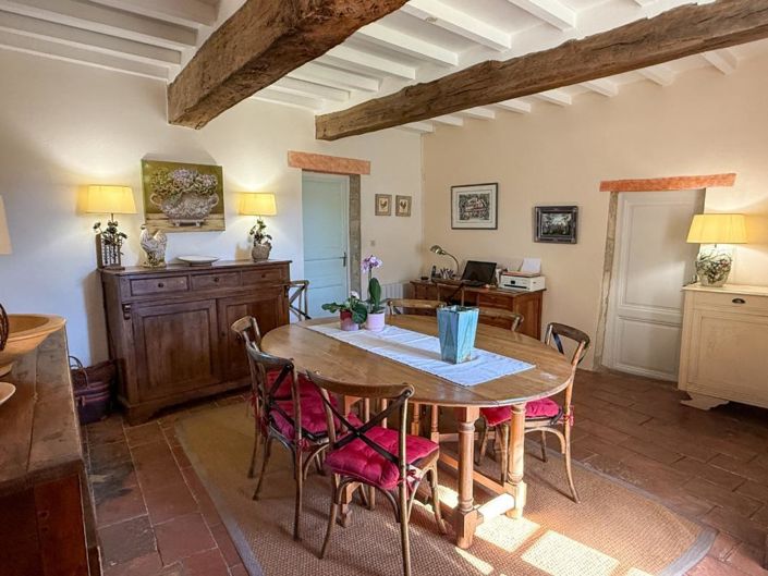 Image No.9-3 Bed House for sale