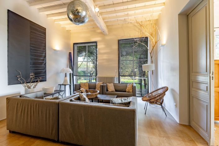 Image No.2-9 Bed House for sale