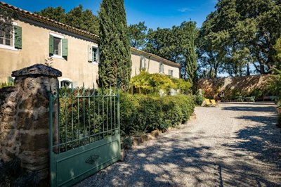 6 Bed House for sale