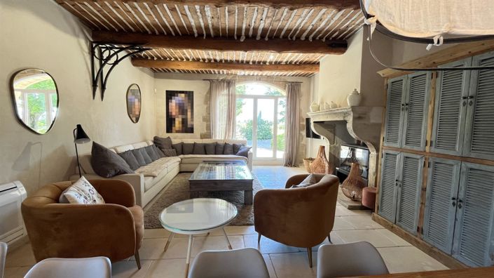 Image No.17-6 Bed House for sale