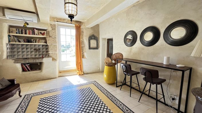 Image No.19-6 Bed House for sale