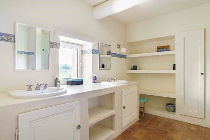 Image No.26-6 Bed House for sale