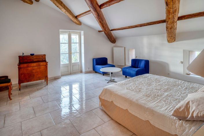 Image No.14-5 Bed House for sale