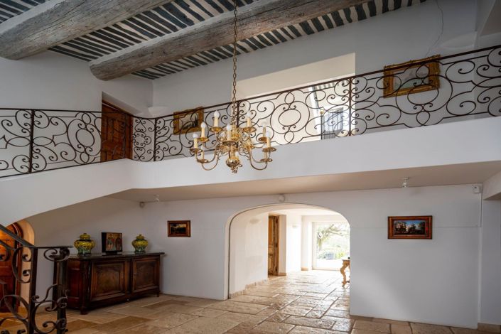 Image No.16-5 Bed House for sale