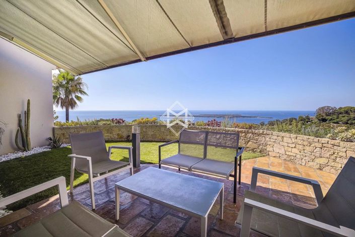 Image No.12-5 Bed House for sale