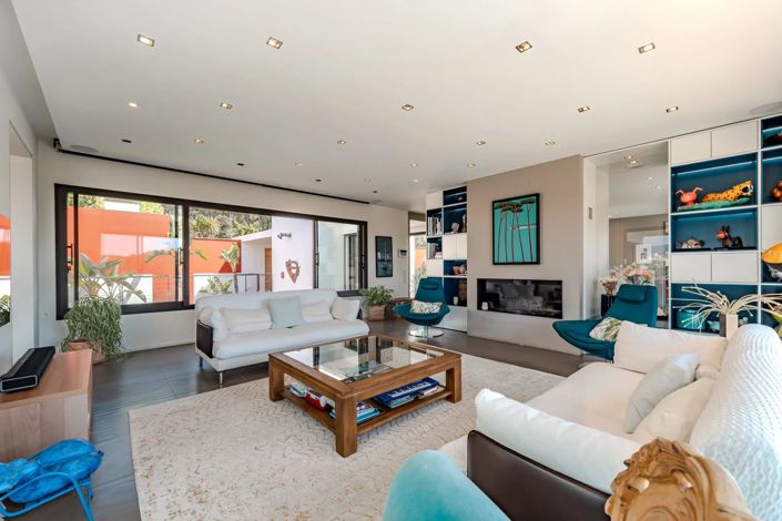 Image No.18-6 Bed House for sale