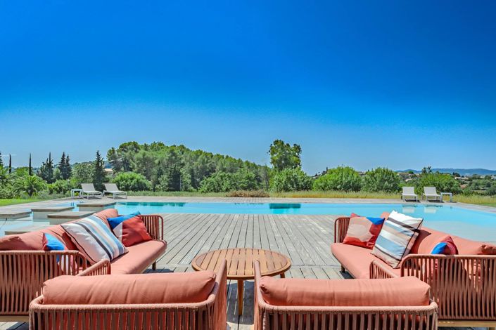 Image No.5-6 Bed House for sale