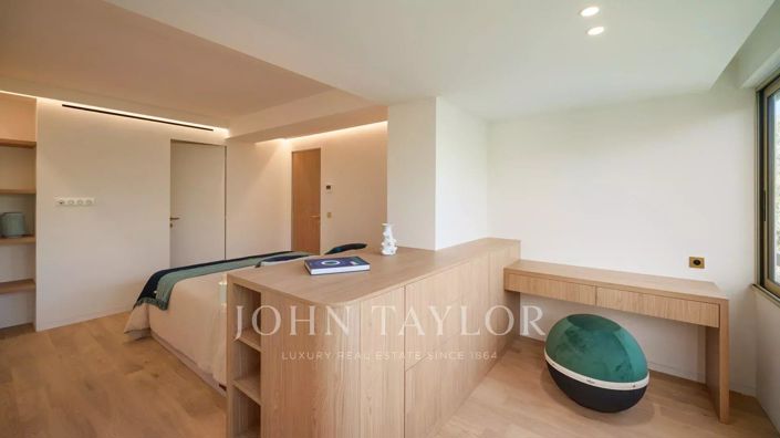 Image No.14-3 Bed Apartment for sale