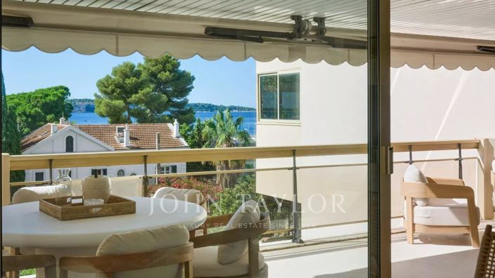 Image No.18-3 Bed Apartment for sale