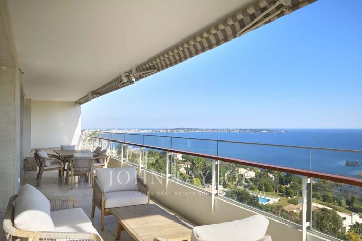 Image No.1-3 Bed Apartment for sale