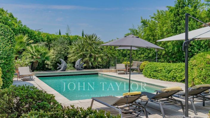 Image No.2-4 Bed House for sale