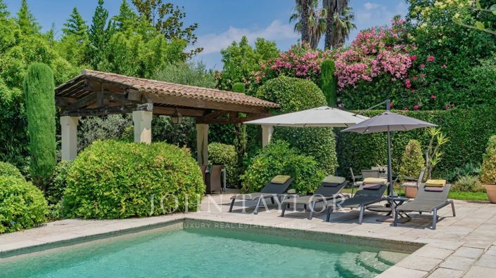 Image No.3-4 Bed House for sale