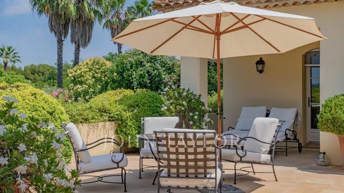 Image No.6-4 Bed House for sale