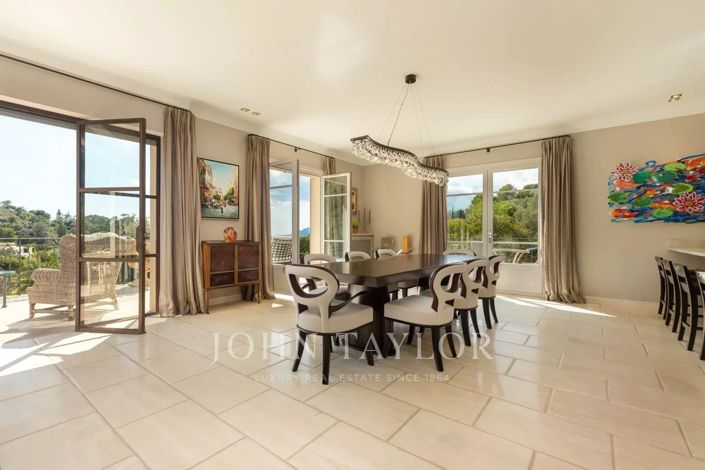 Image No.11-4 Bed House for sale