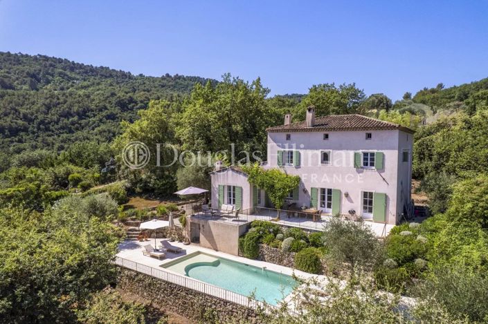 Image No.2-4 Bed House for sale