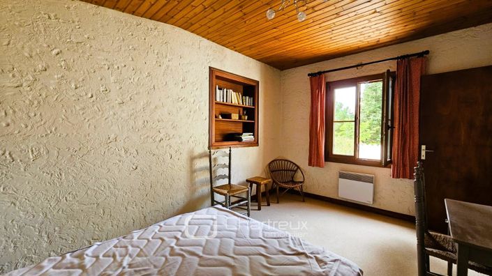 Image No.12-7 Bed House for sale