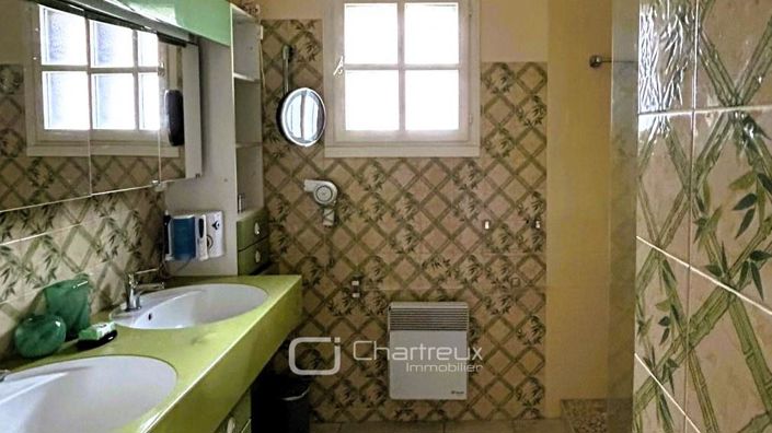 Image No.8-7 Bed House for sale